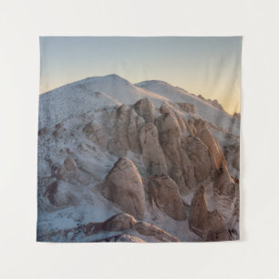 TAPIZ GRANDES FORMACIONES ROCAS CUBIERTAS DE NIEVE