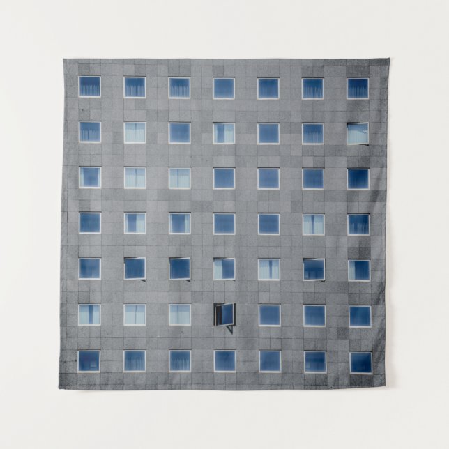 Tapiz Gray concrete building photography (Anverso)