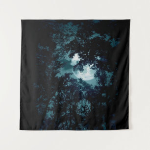 Tapiz Hermosa luna resplandece a través de árboles
