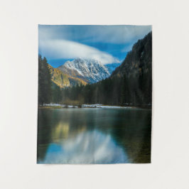 Tapiz Hermoso lago con las montañas Zgornje Jezersko Slo