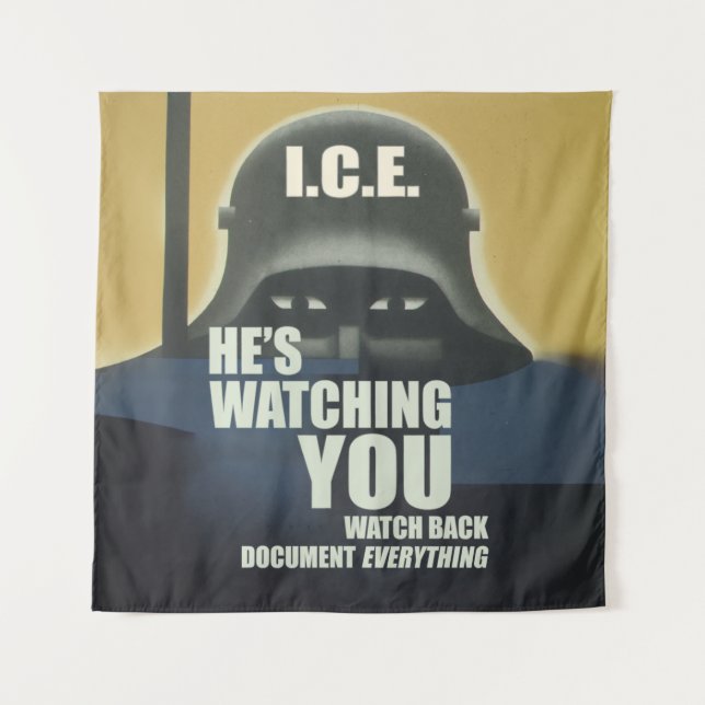 Tapiz He's Watching You 2026 (Anverso)