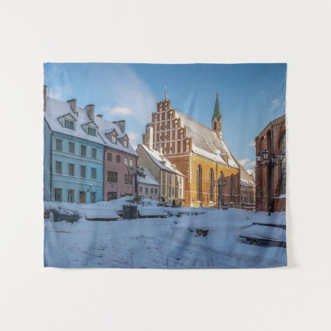 Tapiz Iglesia de San Pedro en invierno en Riga, Letonia (Anverso (horizontal))