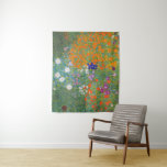 Tapiz Jardín de flores por Gustav Klimt<br><div class="desc">Hermosa pintura colorida de un jardín de flores de Gustav Klimt. Las asombrosas variaciones de colores y hermosas flores encajan en muchos tipos de productos maravillosos e ideas de regalo.</div>