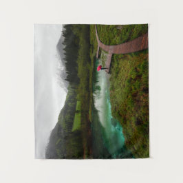 Tapiz Lago verde paraguas rojo