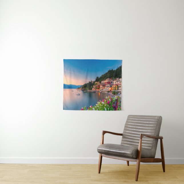 Tapiz Línea costera | Varenna, Lombardía, Italia (In situ (horizontal))