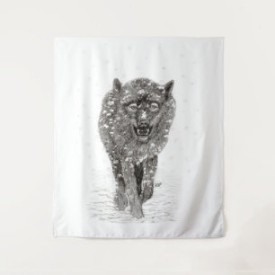 Tapiz Lobo negro enojado en la nieve, invierno salvaje