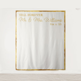 Tapiz Luxe Gold Edge Off White Mr Mrs Boda Backdrop
