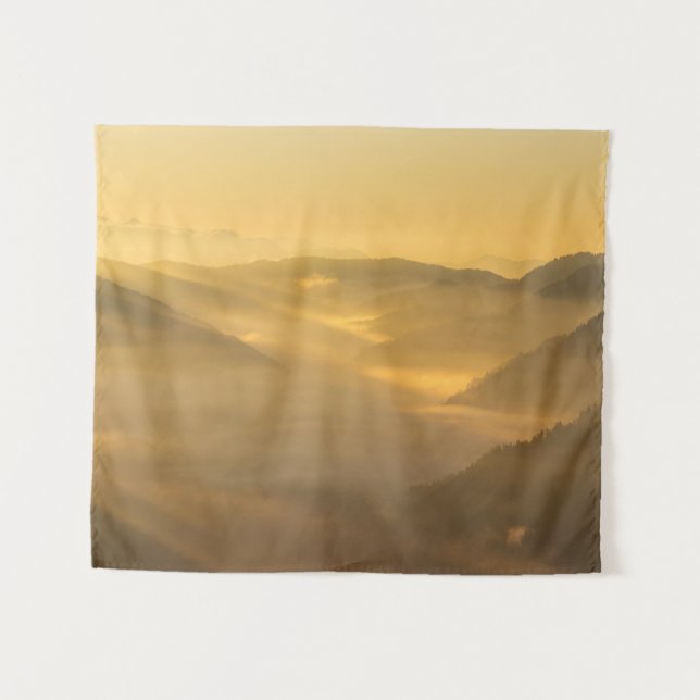 Tapiz Luz solar brillando en la niebla matutina (Anverso (horizontal))