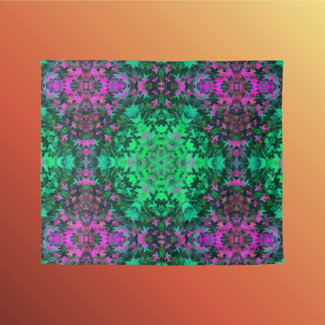 Tapiz Mandala digital verde y púrpura (Subido por el creador)