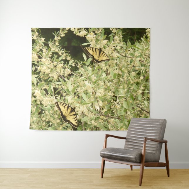 Tapiz Mariposas de cola de cerda en arbusto florido (In situ (horizontal))