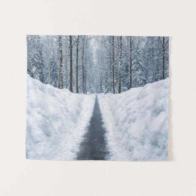 Tapiz Misty Winter Forest Tapestry (Anverso (horizontal))
