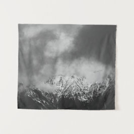 Tapiz Montañas blancas y negras en las nubes