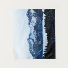 Tapiz Montañas, bosque de abetos y nubes