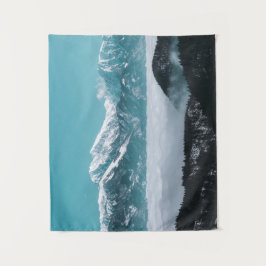 Tapiz Montañas majestuosas elevándose sobre un valle nie