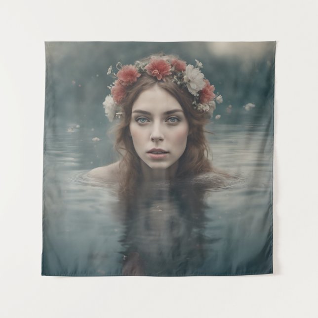 Tapiz Mujer con flores en la cabeza flotando en un estan (Anverso)