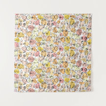 mujer con pastel amarillo