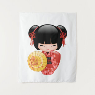 Tapiz Muñeca Roja Sakura Kokeshi - Geisha Japonesa Linda
