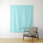 Tapiz Nombre de Monograma del Guión Azul Verde azulado M<br><div class="desc">Nombre de monograma de escritura simple Verde azulada azul Aqua y Tapiz inicial. Esto hace que el dulce perfecto cumpleaños 16,  boda,  ducha de novia,  aniversario,  ducha de bebé o fiesta de soltera sea regalo para alguien que ama el lujo glam y los estilos de moda.</div>