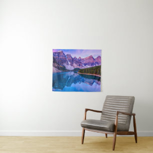 Tapiz Nubes atractivas antes de la salida del sol en el