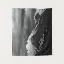 Tapiz Nubes blancas sobre las montañas oscuras