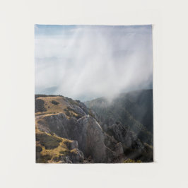 Tapiz Nubes deslizándose sobre montañas