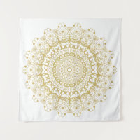 Oro sobre patrón de mandal ornamental blanco