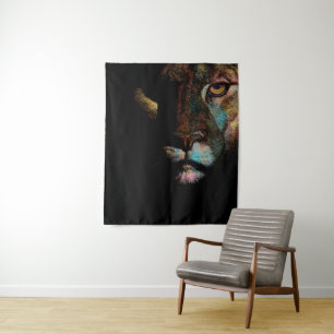 Tapiz Oscura Radiante - Elegancia Temible Leonas