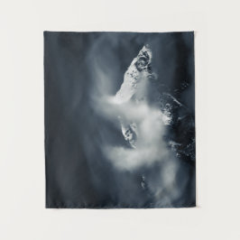 Tapiz Oscuridad y caos sobre la montaña