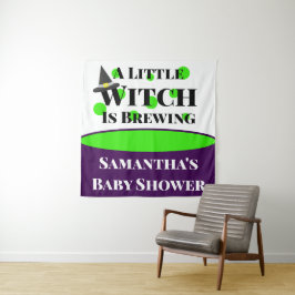 Tapiz Pequeña Bruja está preparando Baby Shower de Hallo