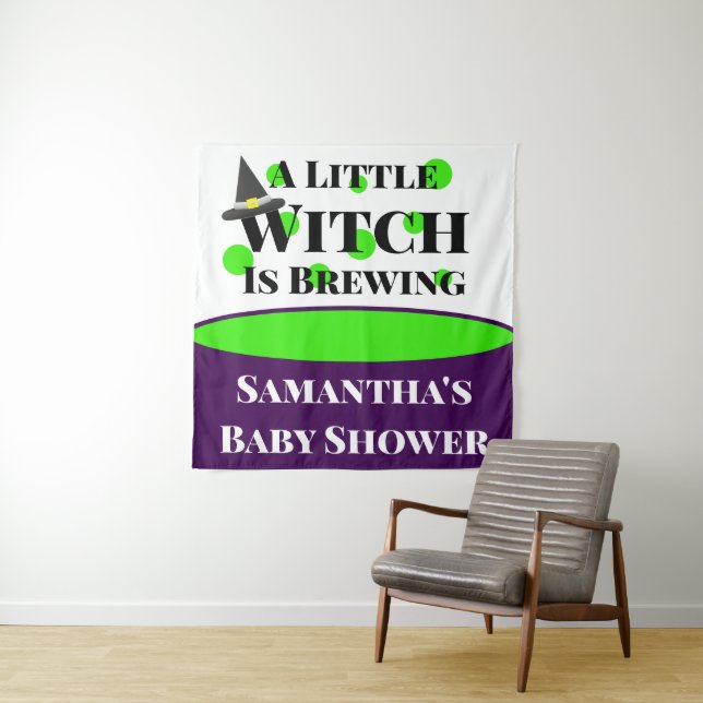 Tapiz Pequeña Bruja está preparando Baby Shower de Hallo (In situ)