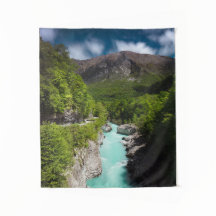 Primavera del río Soča desde el puente Napoleón