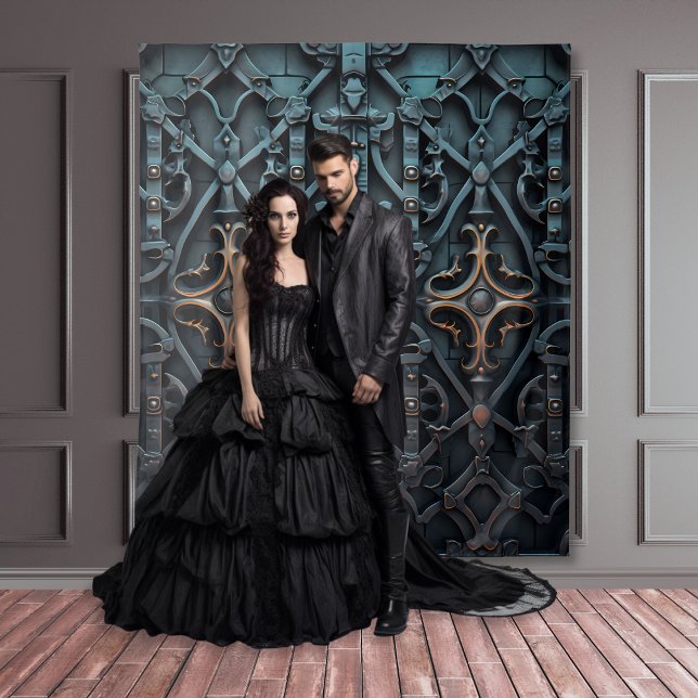 Tapiz Puerta cuadrada gótica morada negra y bronce (Subido por el creador)