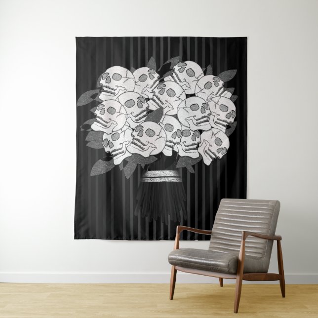 Tapiz Ramo de Rosas de Cráneos Negro y Blanco (In situ)