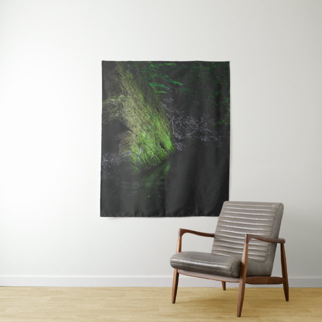 Tapiz Roca de mezquita verde con reflejo en el agua (In situ)