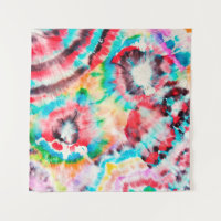 Rojo duro Grunge. Patrón Shibori. Cepillo dorado