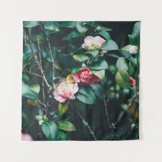 TAPIZ ROSES IN THE GARDEN