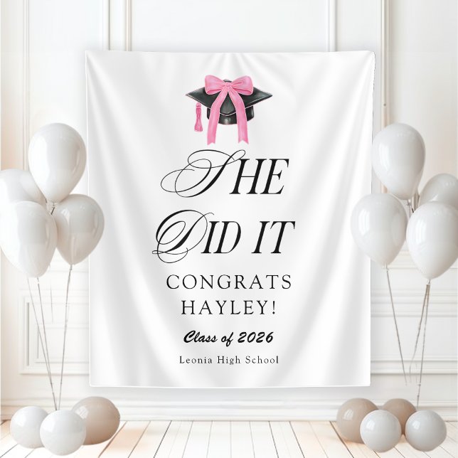 Tapiz She Did It Coquette Girly Graduation Party (Subido por el creador)