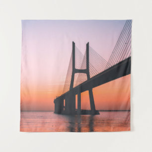 TAPIZ SILHOUETTE DE PUENTE BAJO CIELO CLARO