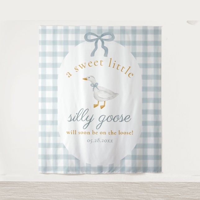 Tapiz Silly Goose Duck Blue Gingham Baby Shower Backdrop (Anverso)