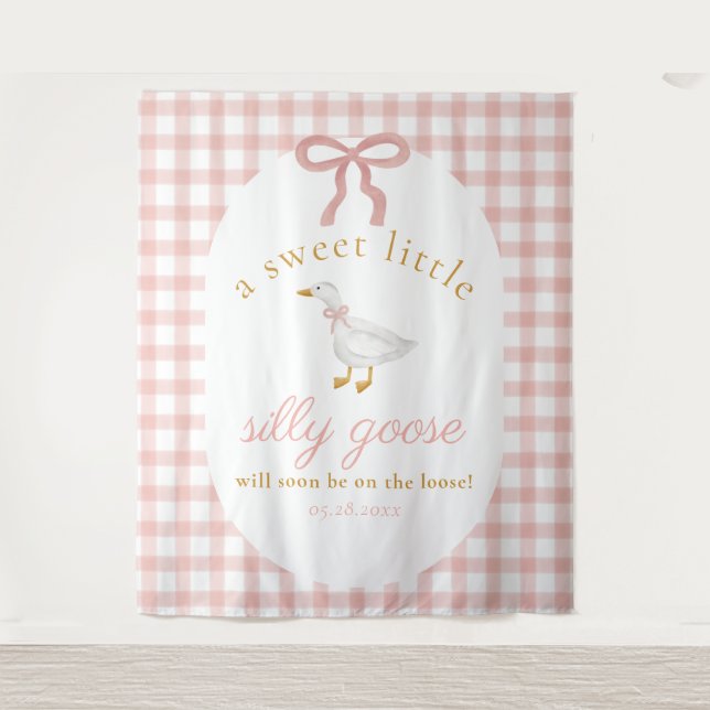 Tapiz Silly Goose Pink Gingham Girl Baby Shower Backdrop (Anverso)