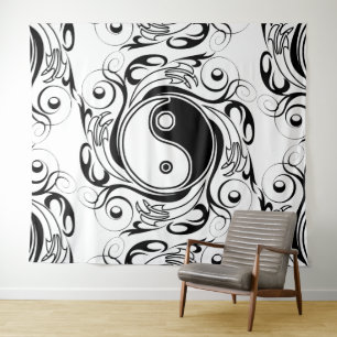 Tapiz Símbolo de Yin y Yang en estilo de tatuaje en blan