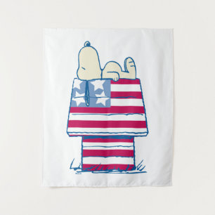 Tapiz Snoopy on the 4 of July Dog House