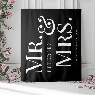 Tapiz Sr. y Sra. bold typography fondo boda negro