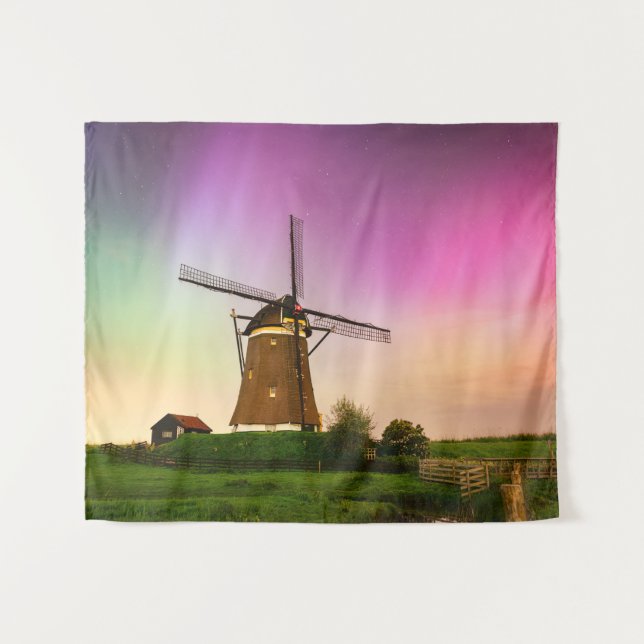 Tapiz Traditional windmill under the Northern Lights (Anverso (horizontal))