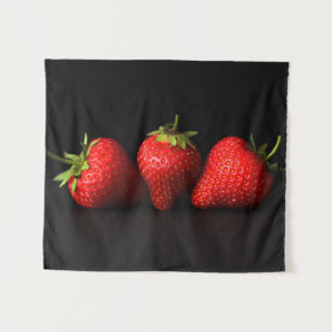 Tapiz Tres fresas en blanco negro