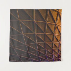 Tapiz Un hilo de vigas de acero en una fachada iluminada