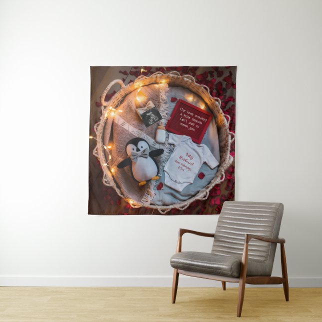 Tapiz Un pequeño pingüino ama la invitación del embarazo (In situ)