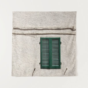 TAPIZ VENTANA DE MADERA AZUL EN LA PARED DE CONCRETO BLA