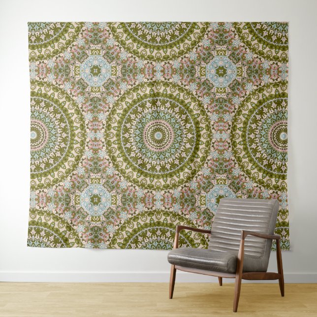 Tapiz Verde Oliva y Patrón de Mandala Pastel (In situ (horizontal))