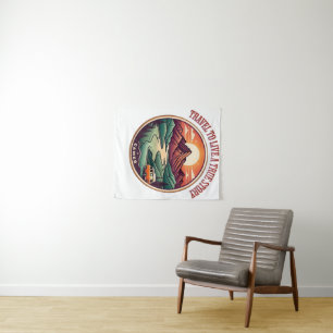 Tapiz Viaje Real Story Tee — Sin Insignia De Travesías F